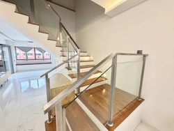 Blk 221 Kovan Green (Hougang), HDB Executive #552453401